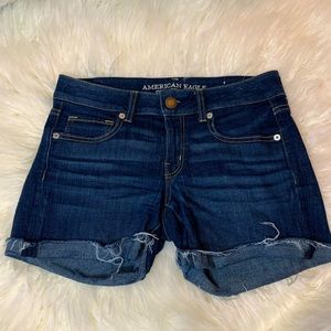 Women’s American Eagle outfitters Jean shorts.